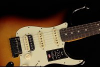 Fender American Ultra Stratocaster HSS - RW ULB