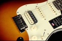 Fender American Ultra Stratocaster HSS - RW ULB