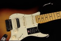 Fender American Ultra Stratocaster HSS - MN ULB