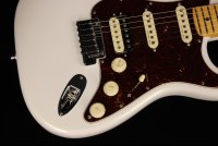 Fender American Ultra Stratocaster HSS - MN APL