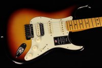 Fender American Ultra Stratocaster HSS - MN ULB