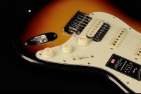 Fender American Ultra Stratocaster HSS - MN ULB