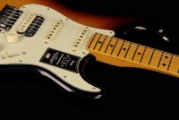 Fender American Ultra Stratocaster HSS - MN ULB