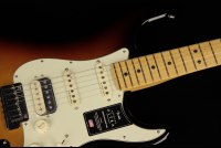 Fender American Ultra Stratocaster HSS - MN ULB