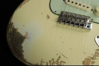 Fender Custom 1963 Stratocaster Super Heavy Relic Limited - AVW