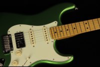 Fender Player Plus Stratocaster HSS - MN CMJ