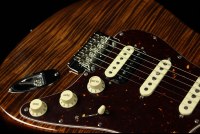 Fender Rarities Flame Maple Top Stratocaster