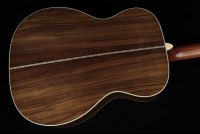 Martin 000-28