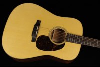 Martin D-18