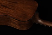 Martin D-18