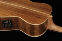 Maton EBG808 Artist