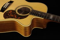 Maton EBG808CTE Tommy Emmanuel