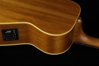 Maton EBG808TE