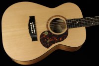 Maton SRS808