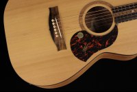 Maton SRS808