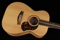 Maton SRS808