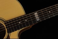Maton SRS808C
