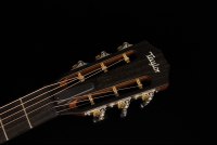 Taylor 322ce 12-Fret V-Class Bracing