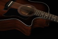 Taylor 324ce