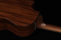 Taylor 324ce