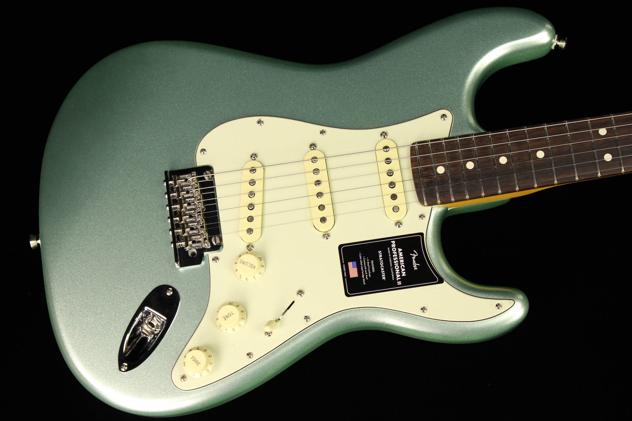 ギター Fender USA storatcaster proffesional Amazon.com: Fender American Professional II Stratocaster