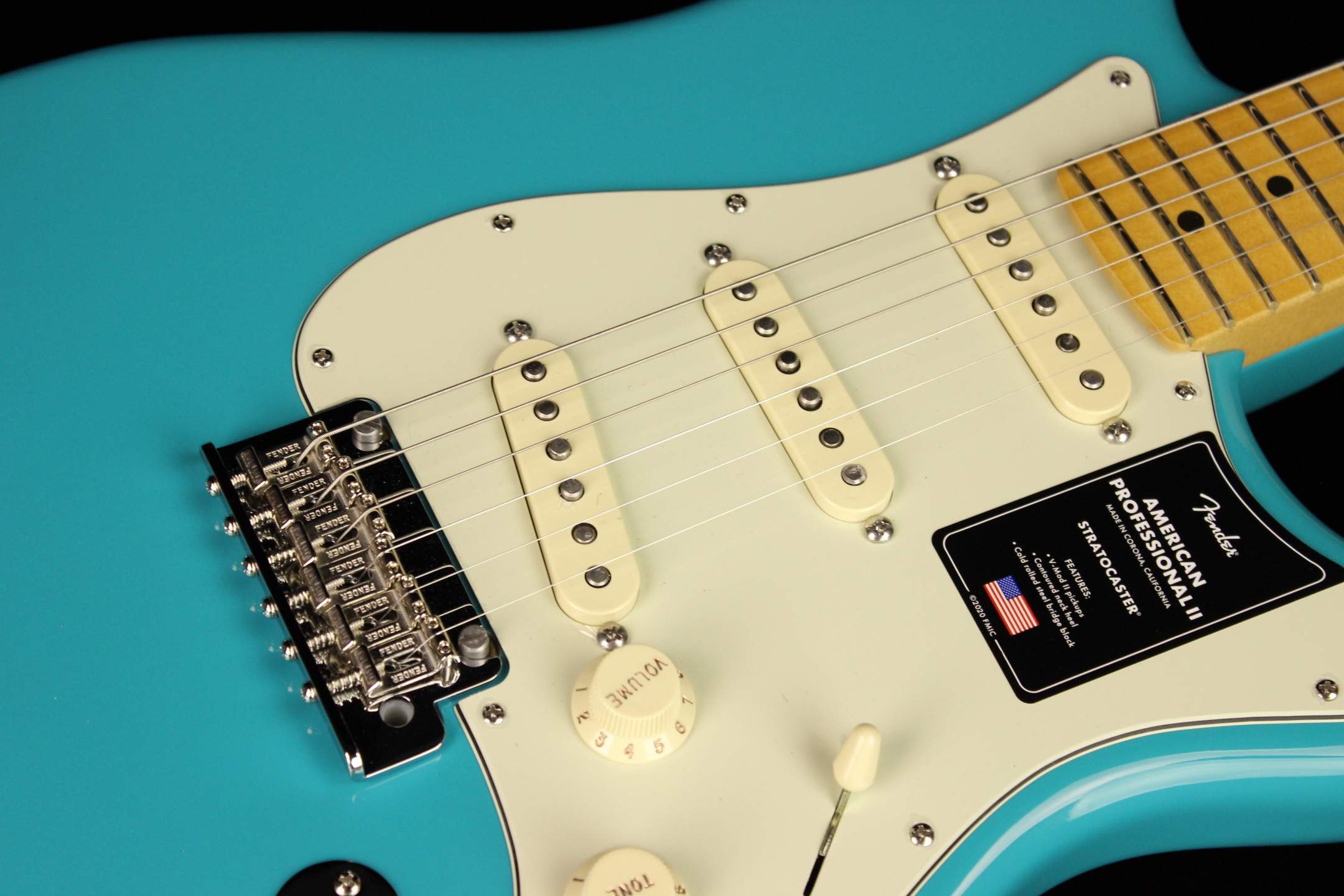 Fender American Professional II Stratocaster Miami Blue (SN