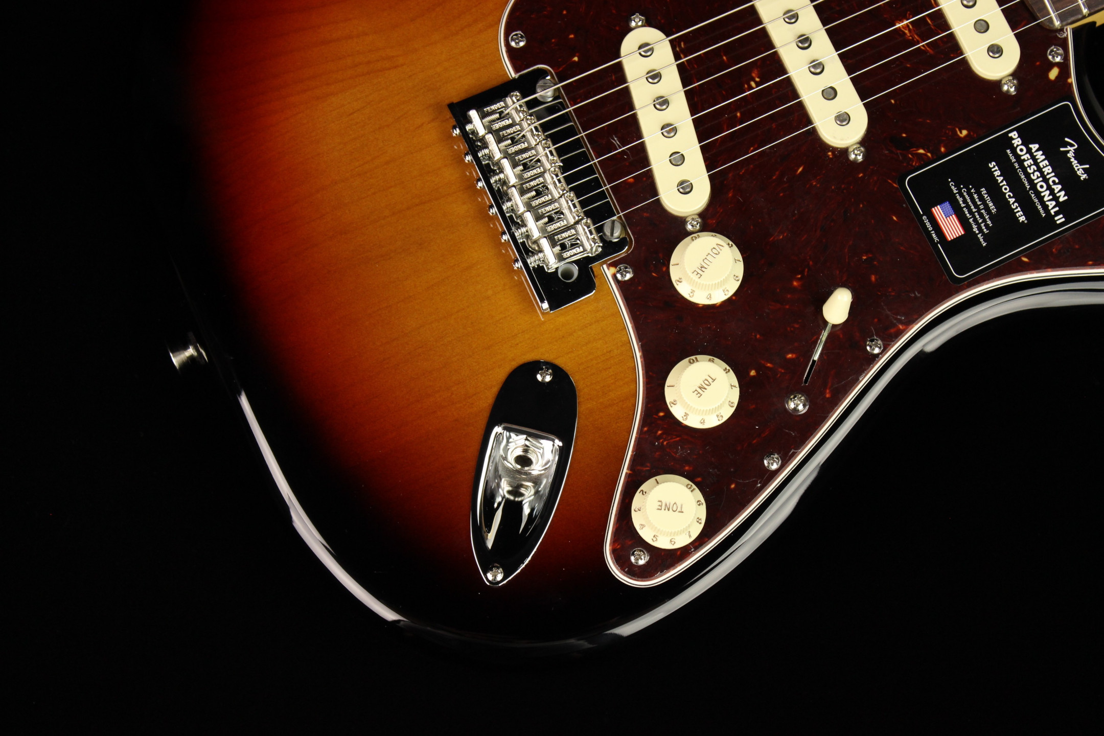 Fender American Professional II Stratocaster 3-Color Sunburst (SN