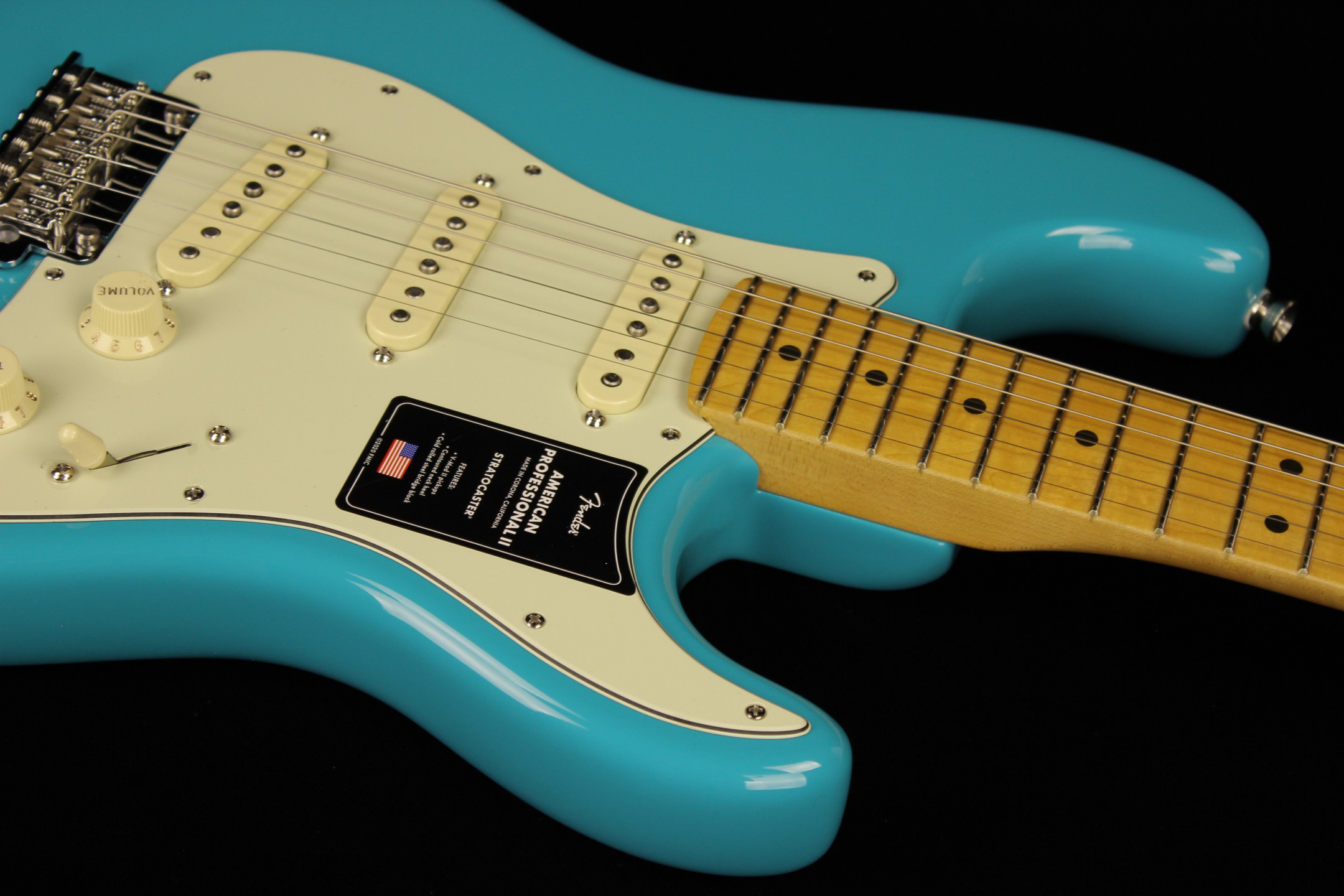 Fender American Professional II Stratocaster Miami Blue (SN
