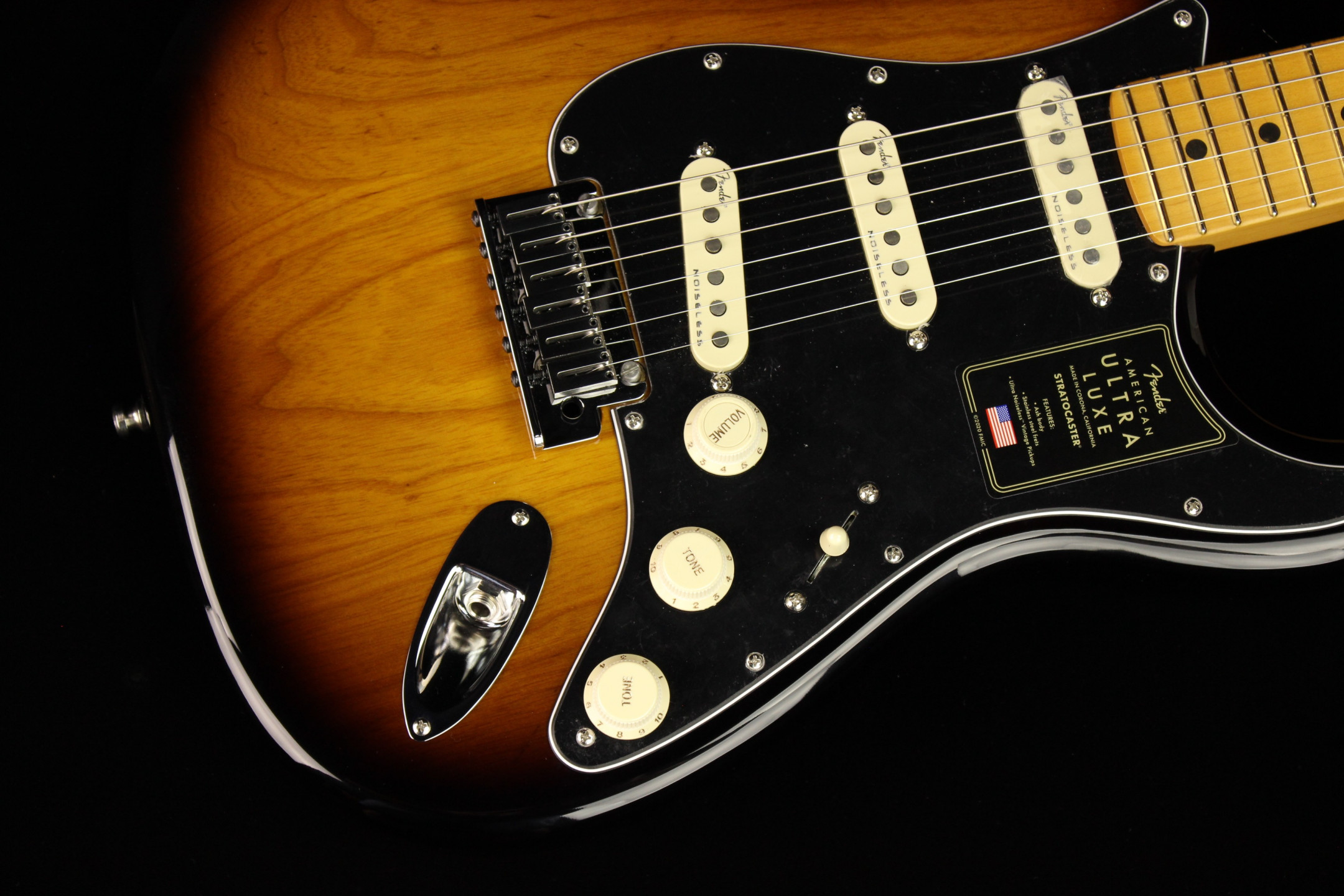 Fender-American-Ultra-Luxe-