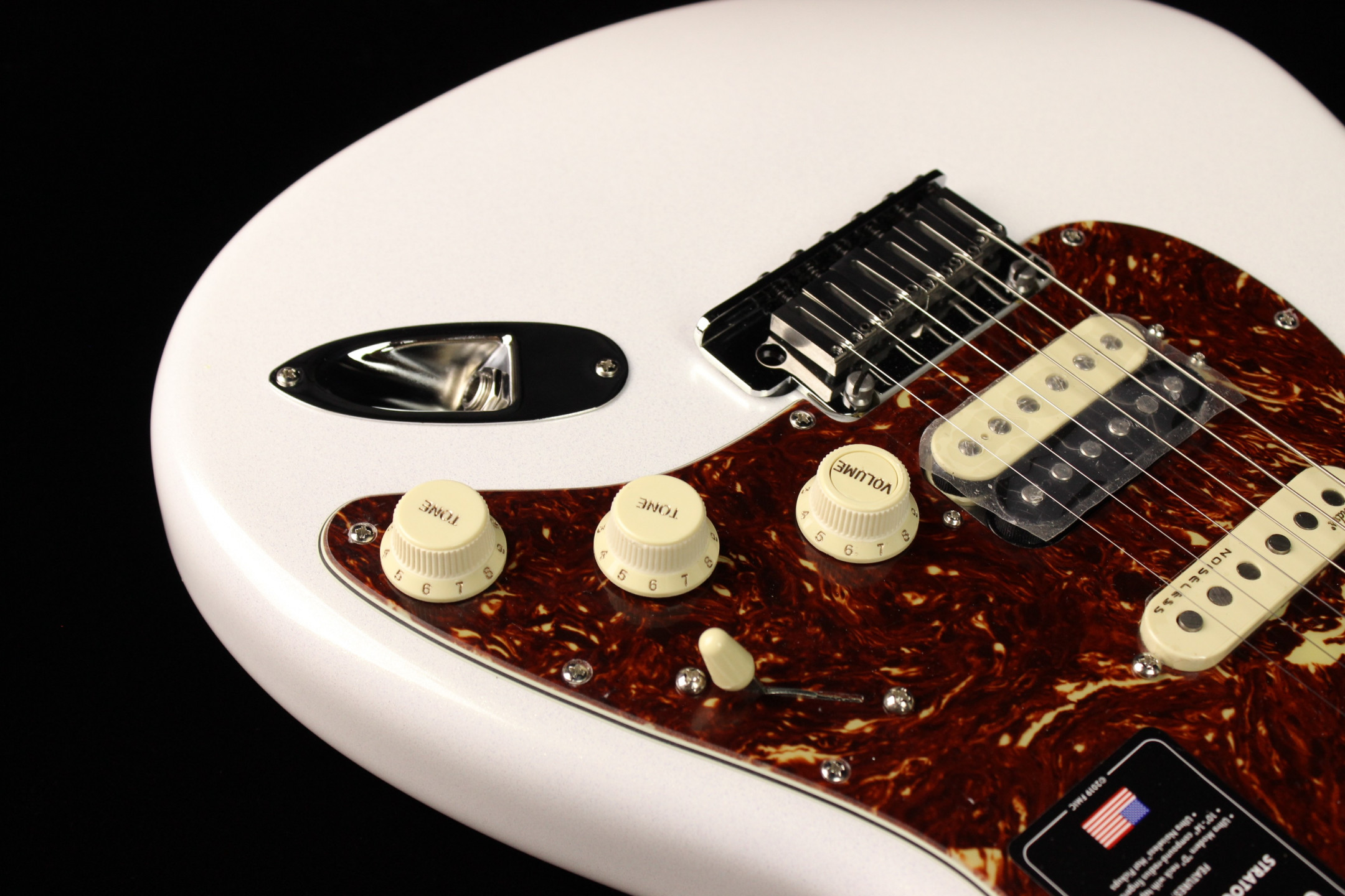 Fender American Ultra Stratocaster HSS Artic Pearl (SN