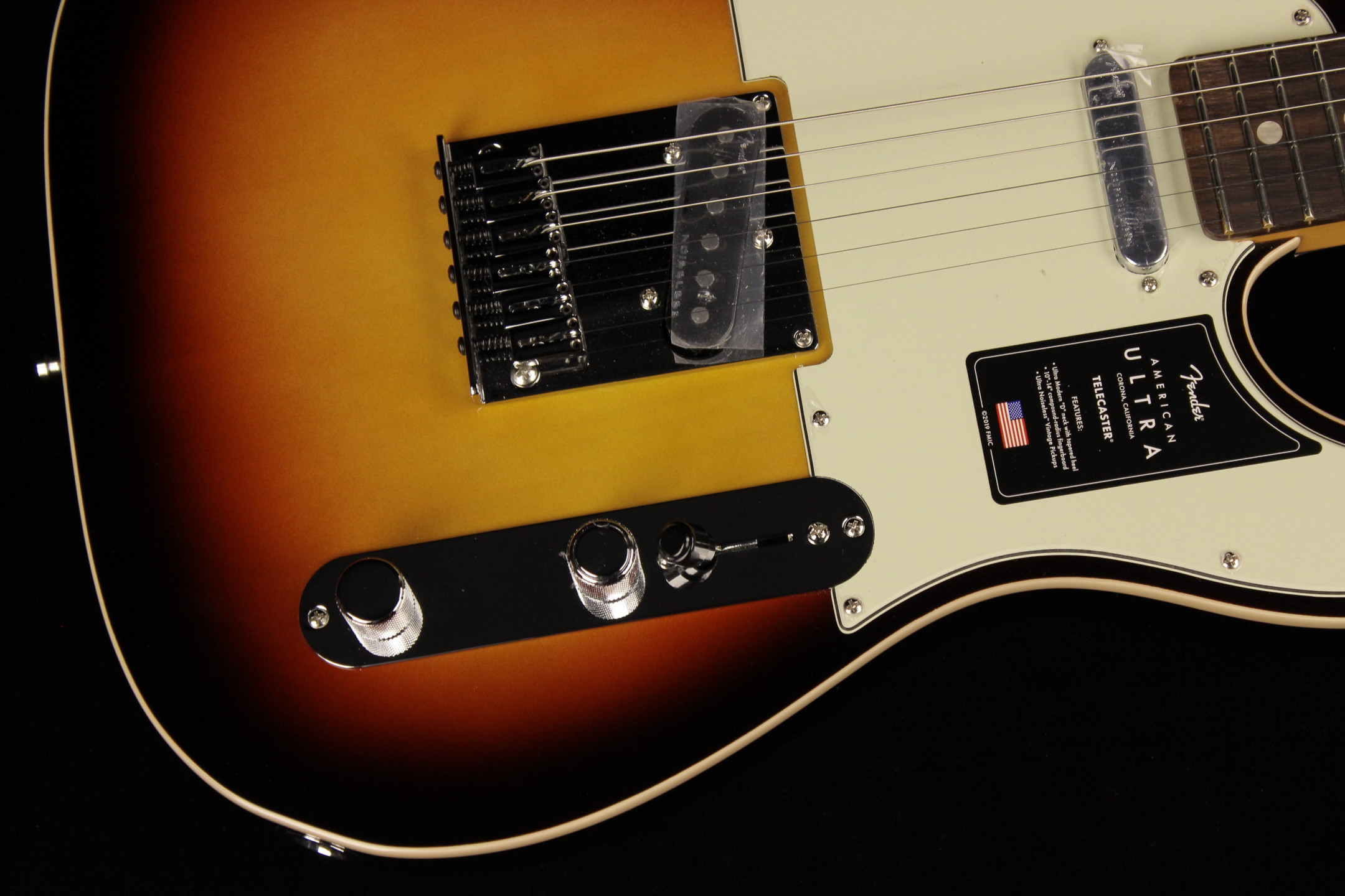 値下げ Fender American Ultra Telecaster 美品 s-l1200.jpg