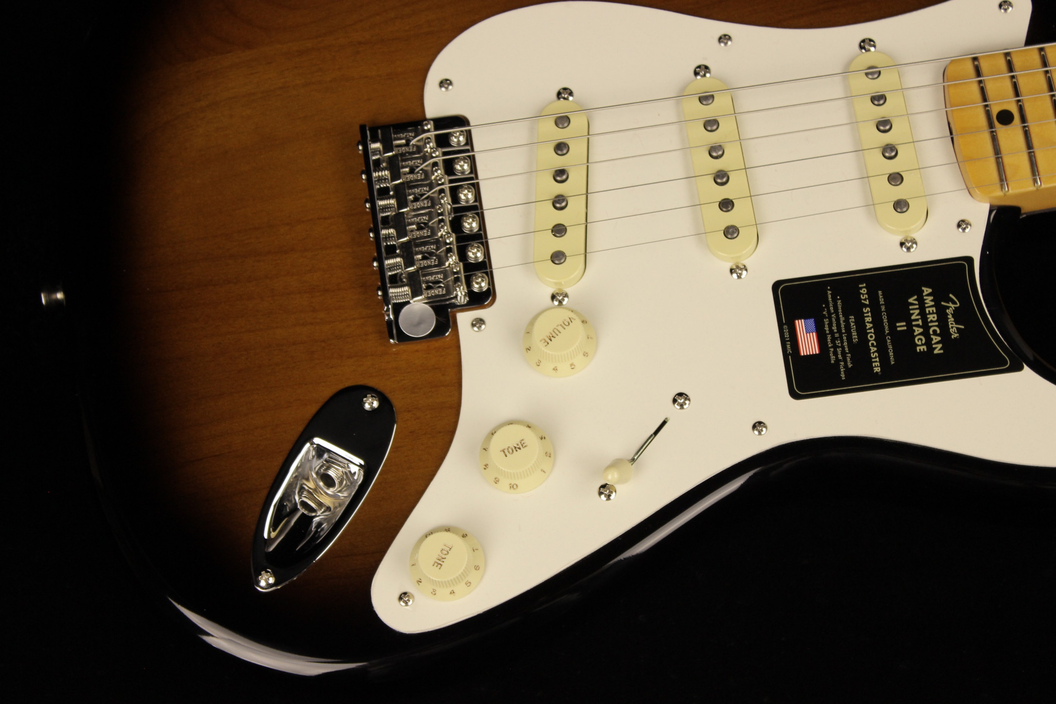 Fender American Vintage II 1957 Stratocaster 2-Color