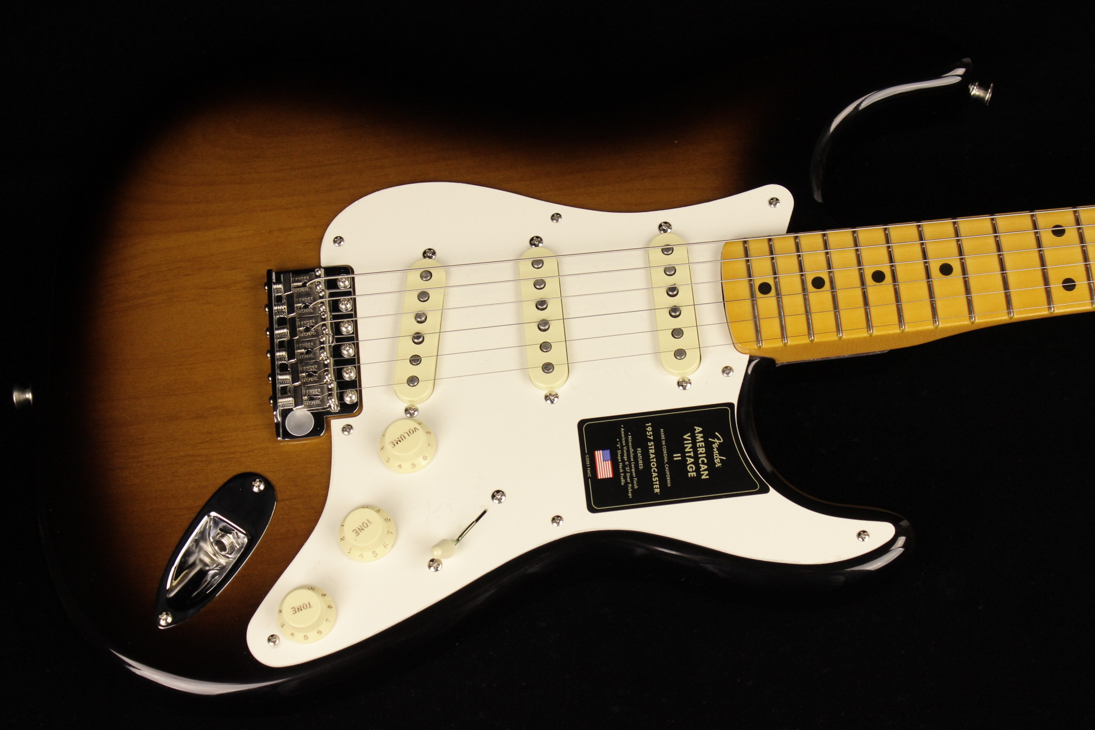 2024 お歳暮【公式】 - 人気ブランド american fender vintage シンラッカー2008製（Fender 1957 ギター