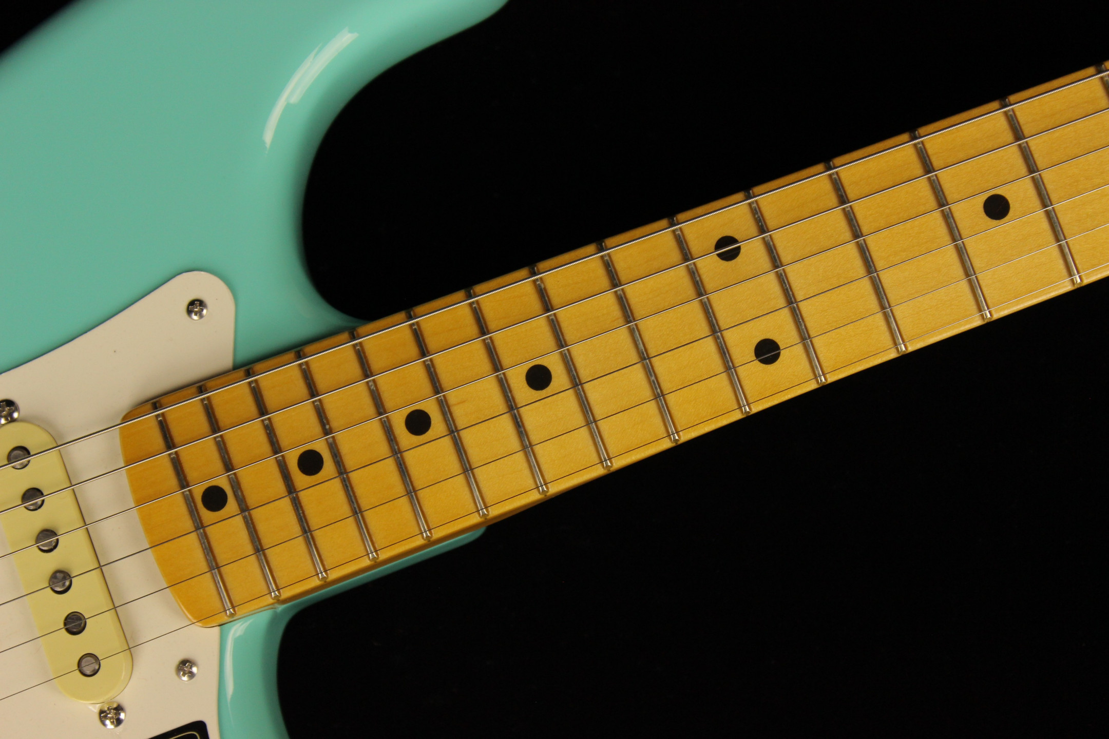 Fender American Vintage II 1957 Stratocaster Sea Foam Green