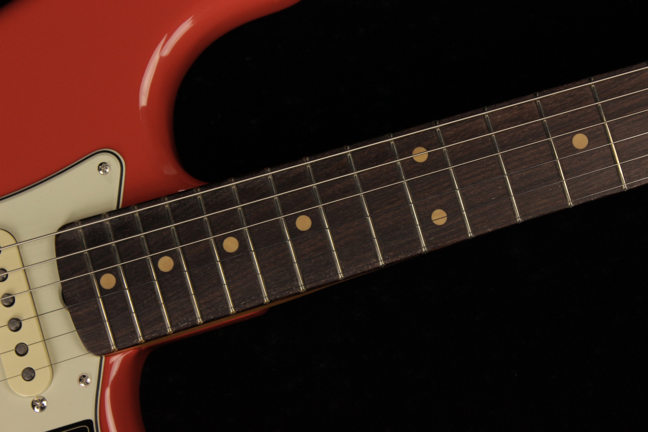 Amazon.com: Fender American Vintage II 1961 Stratocaster