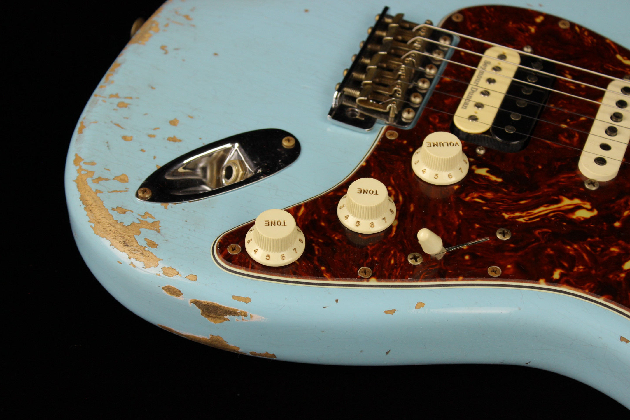 Fender Custom 1963 Stratocaster HSS Heavy Relic Daphne Blue