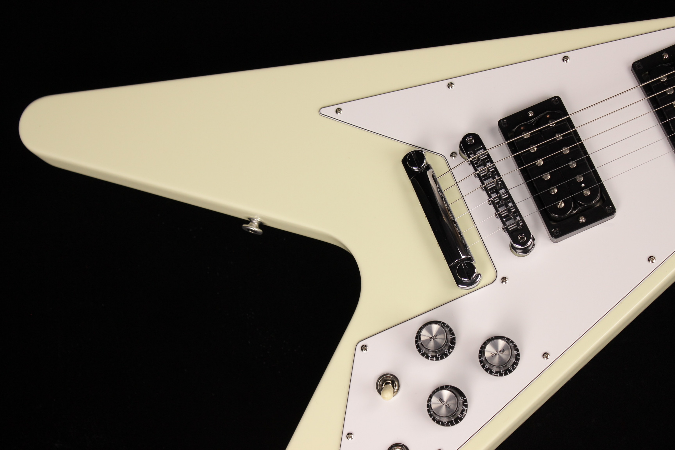 2006 Gibson Flying V '67 Reissue Classic White | Guitar Chimp