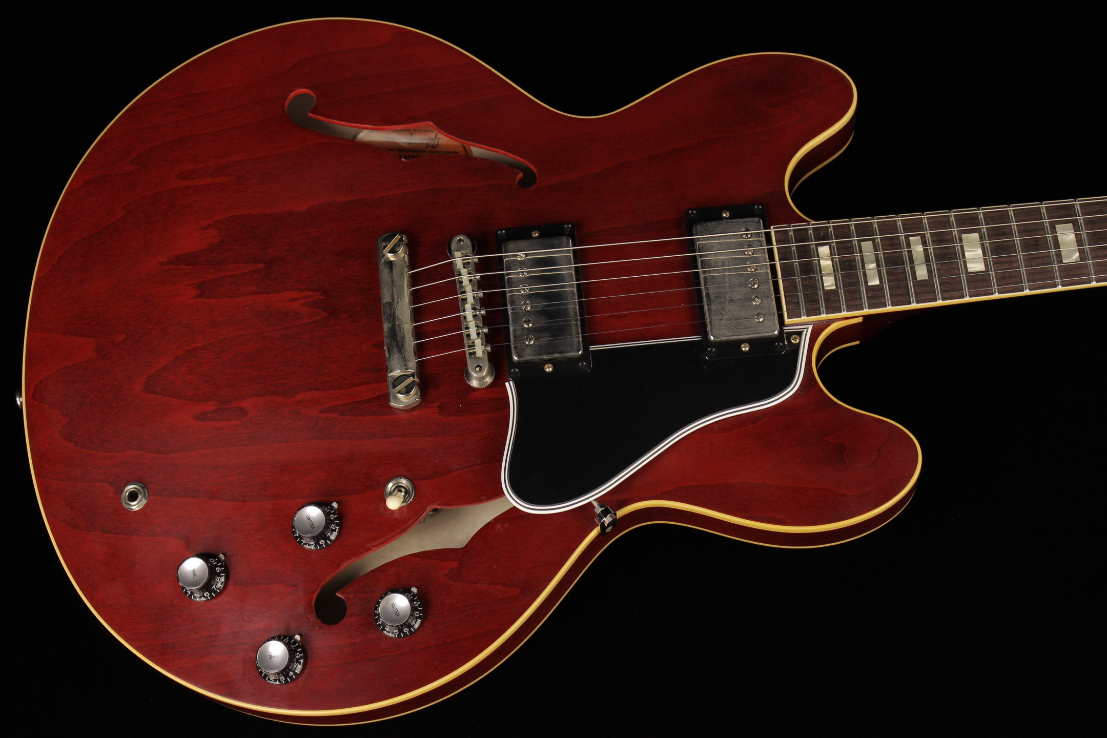 Gibson Custom 1964 ES-335 Reissue VOS Sixties Cherry (SN Gibson Custom 1964 ES-335 Reissue VOS Sixties Cherry (SN