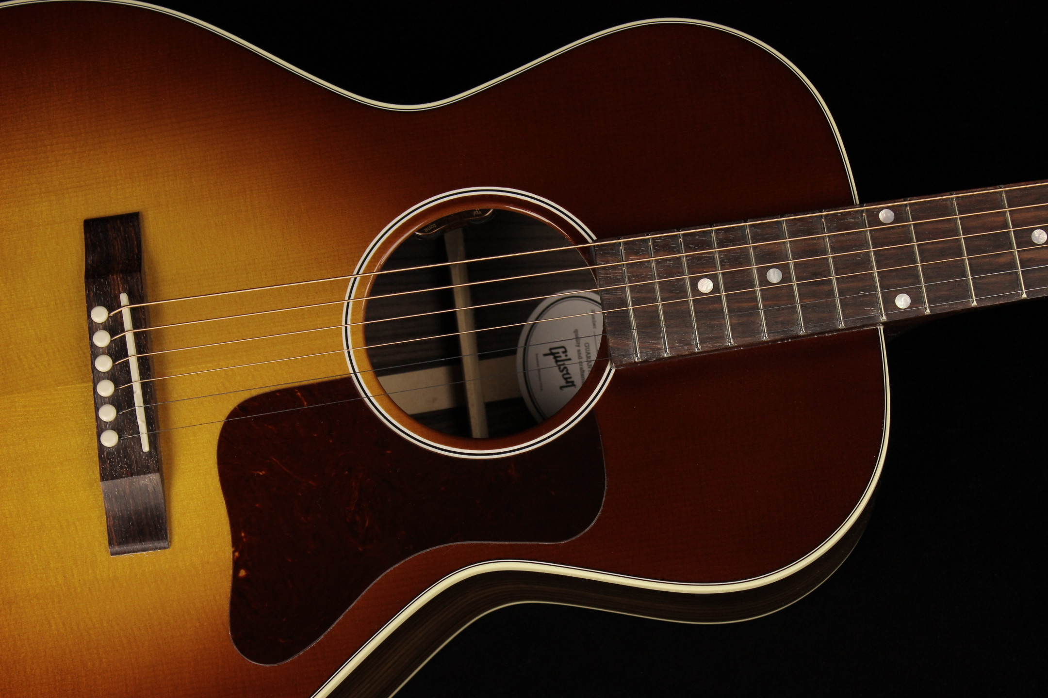 Gibson 12 fret clearance acoustic guitars