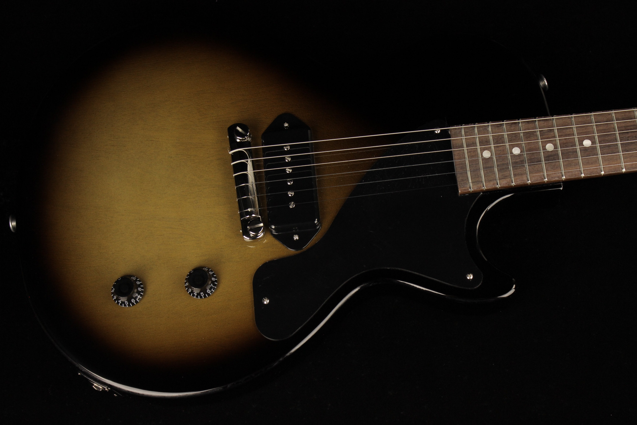 Gibson-Les-Paul-Junior-0055-