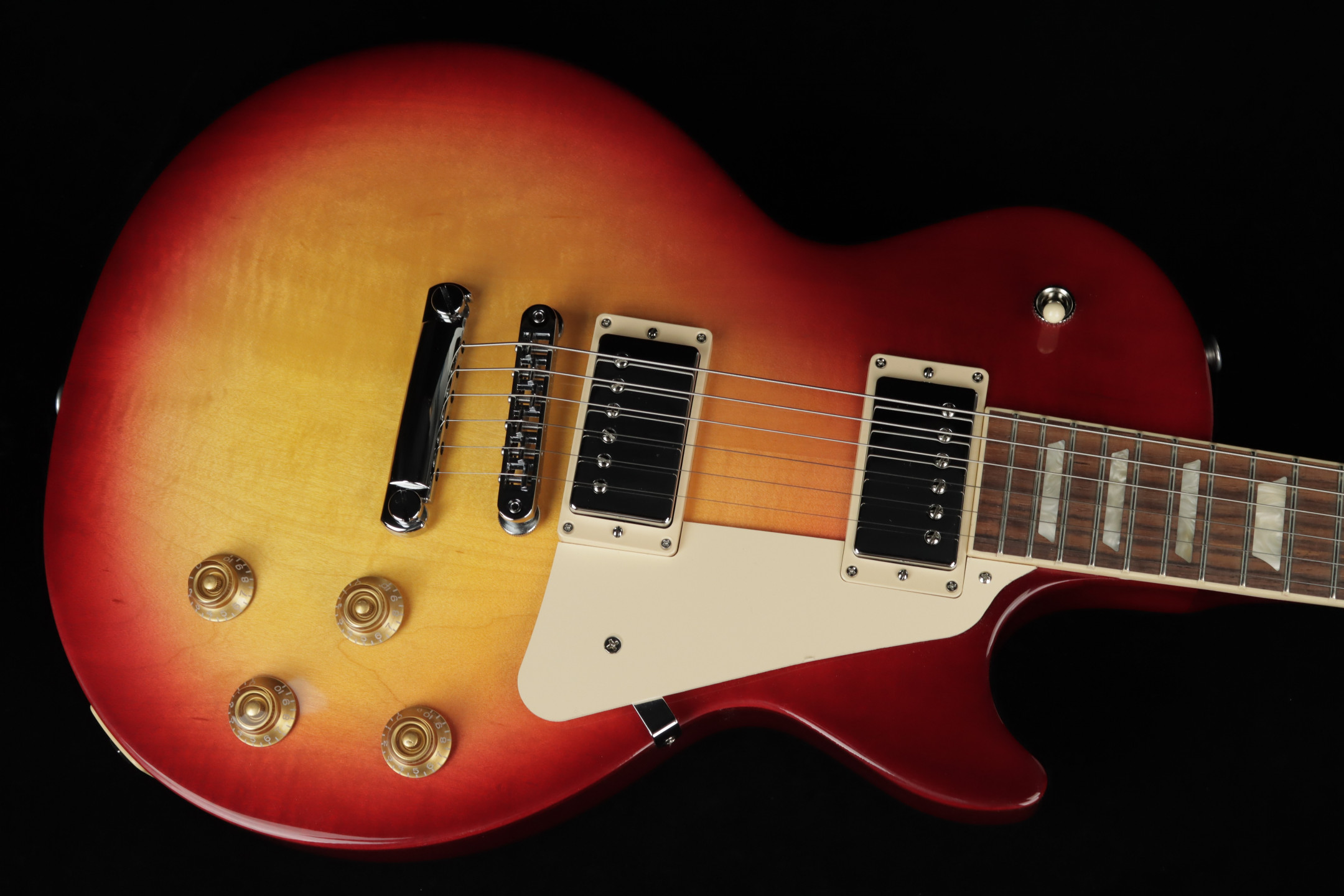 Gibson Les Paul Studio Cherry Sunburst (SN: 231040029