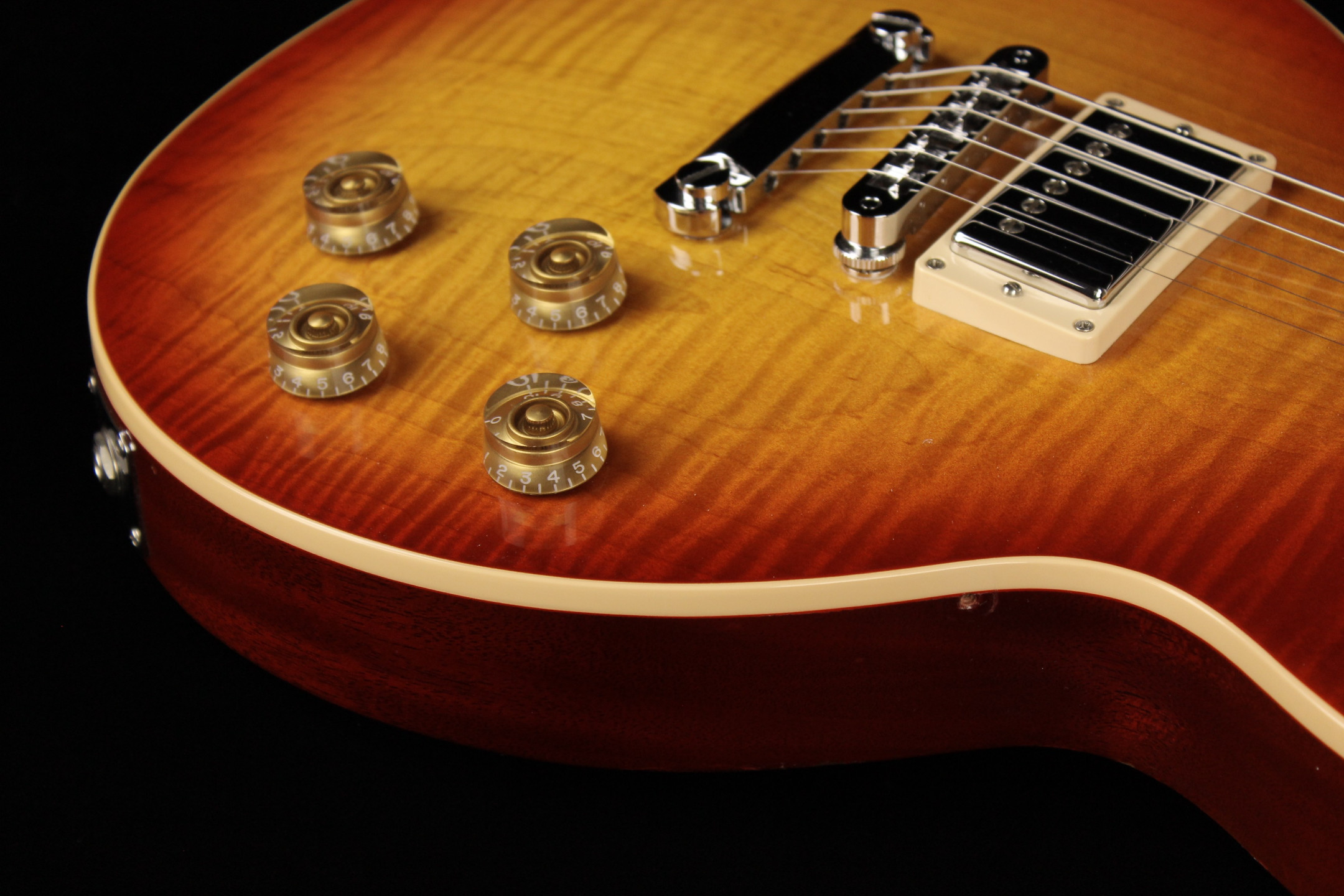 Gibson Les Paul Traditional Plus Heritage Cherry Sunburst (SN 