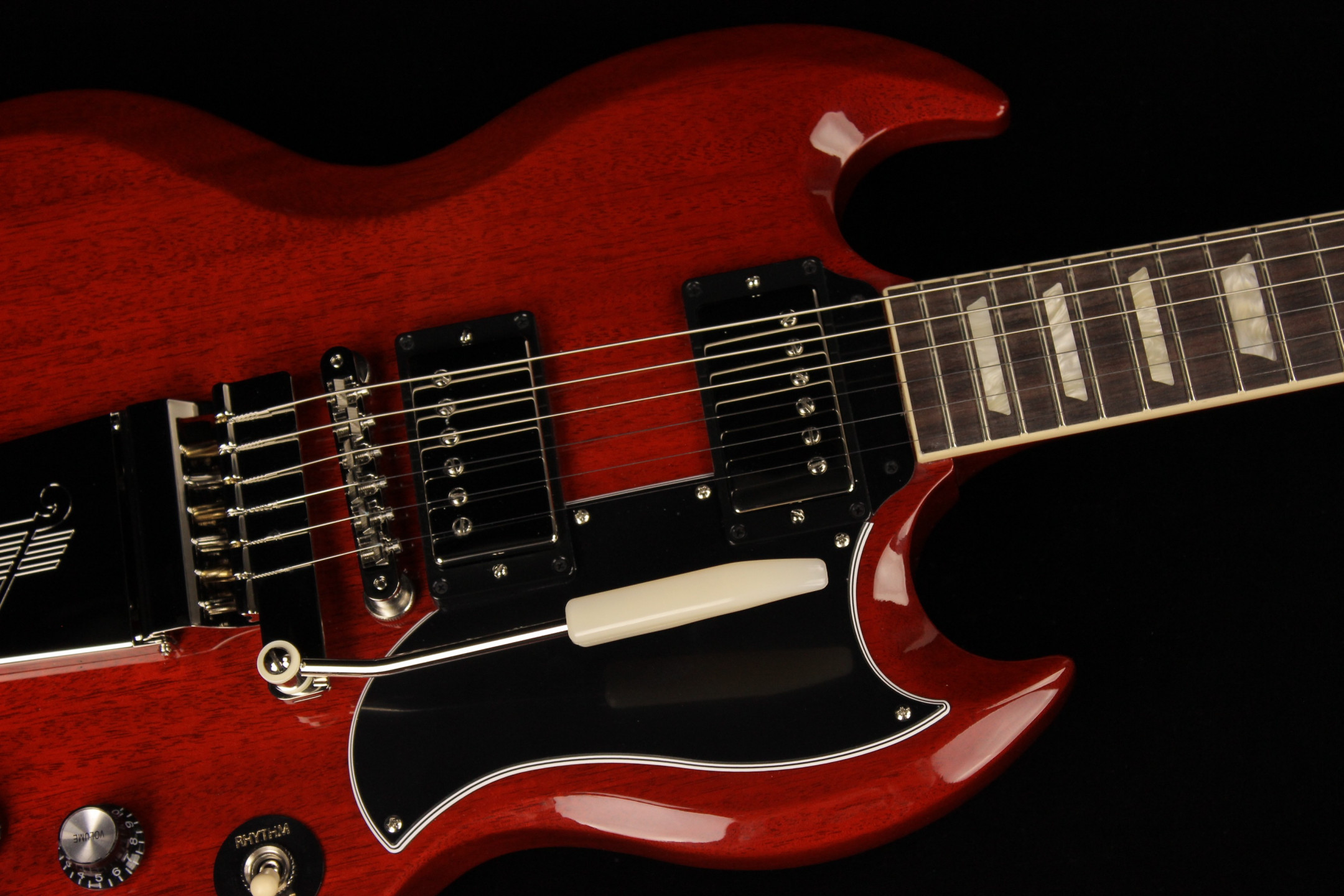 SG Standard '61 Maestro Vibrola, Vintage Cherry | Gibson