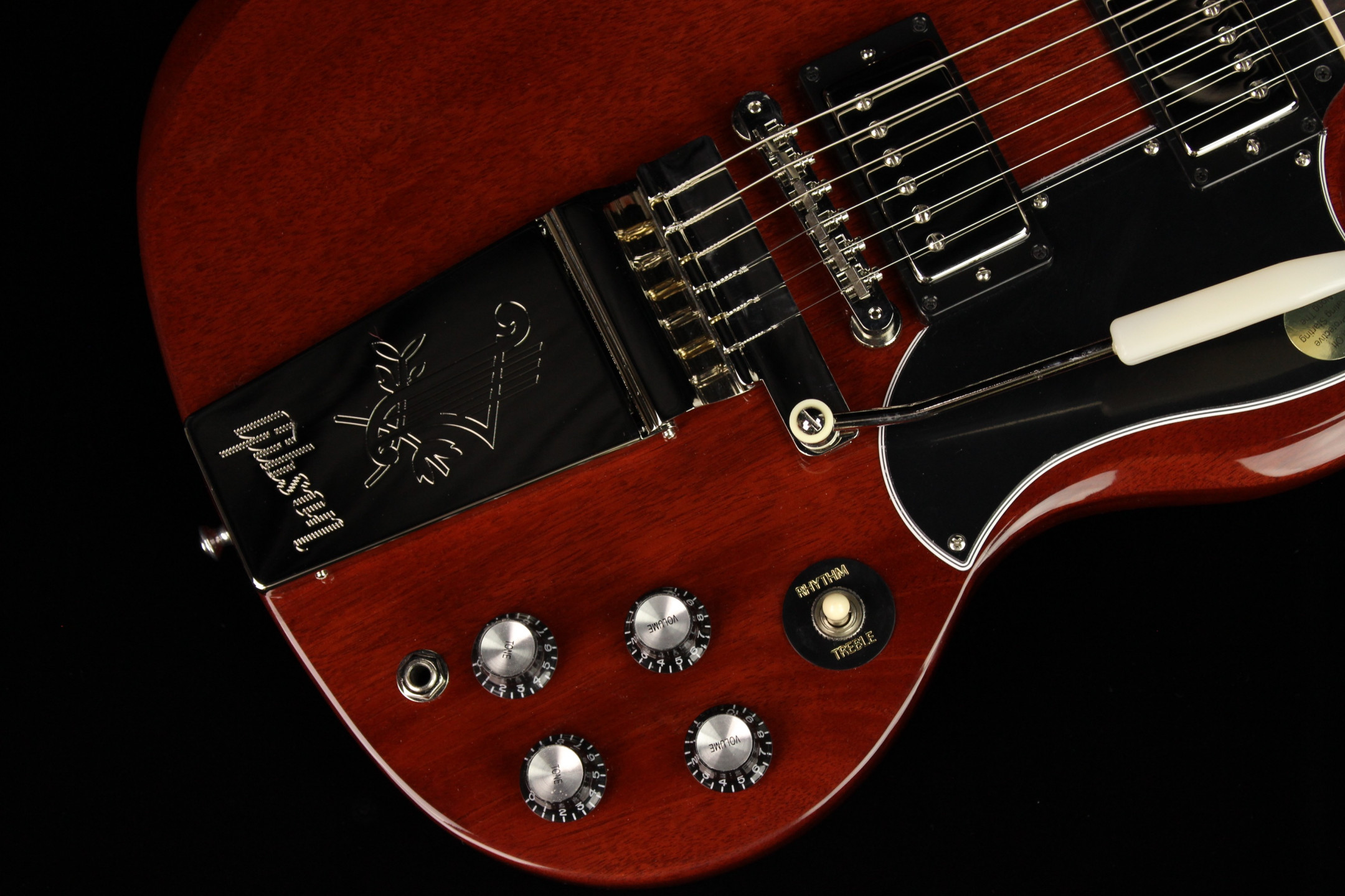 ギター Gibson USA SG Standard 61 MaestroVibrola Gibson USA SG Standard 61 Maestro Vibrola SG6100VCNM Vintage