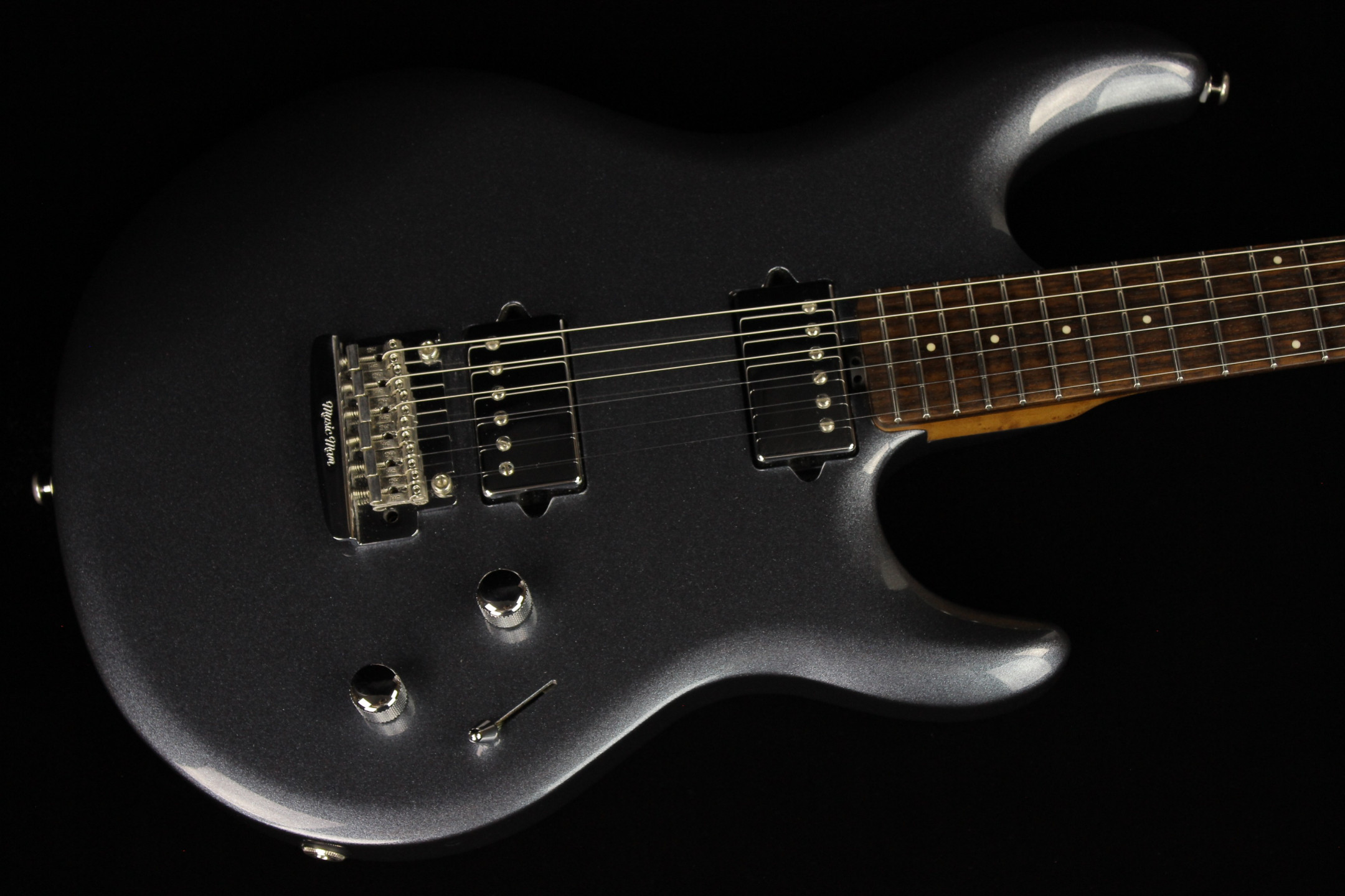 Music Man Luke III HH Bhodi Blue SN G81227 Gino Guitars