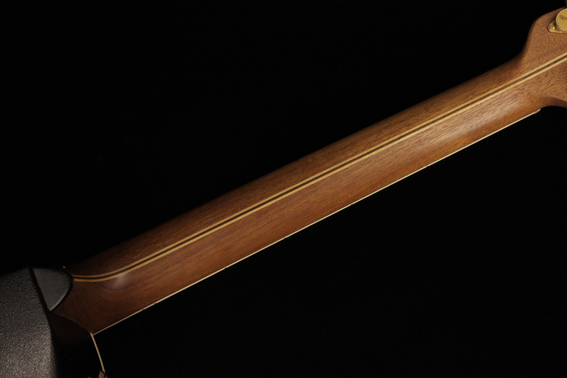 Ovation 1769-ADII Al Di Meola Black (SN: 584810) | Gino Guitars