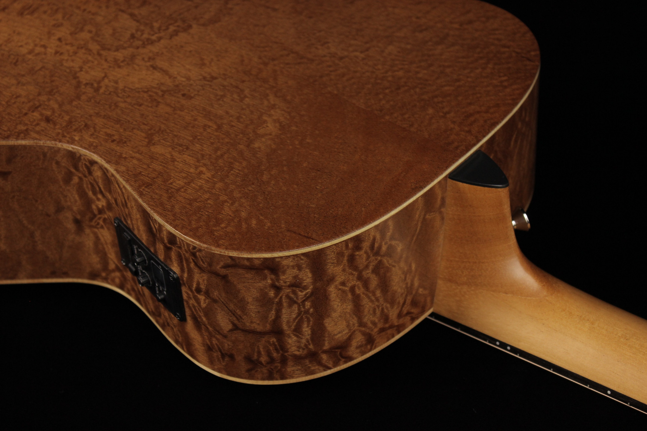 Taylor GS Mini-e Quilted Sapele Limited Natural (SN