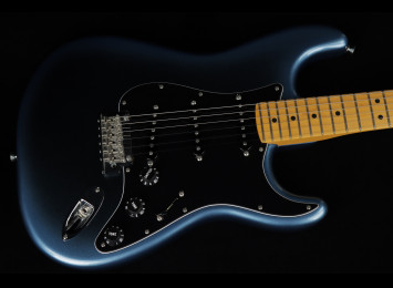 Fender American Professional II Stratocaster - MN DKN