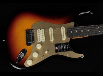Fender American Ultra II Stratocaster HSS - EB ULB