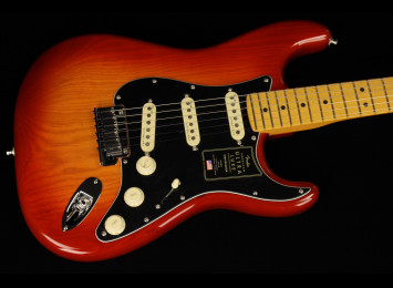 Fender American Ultra Luxe Stratocaster - MN PRB